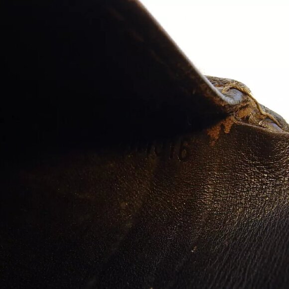 Louis Vuitton Two Folded Wallet Utah Uta Leather Authentic Used T19733 - Picture 7 of 10